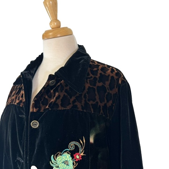 VTG White Stag Jacket Women S Velvet Velour Embroidered Cheetah‎ Animal - Picture 6 of 10